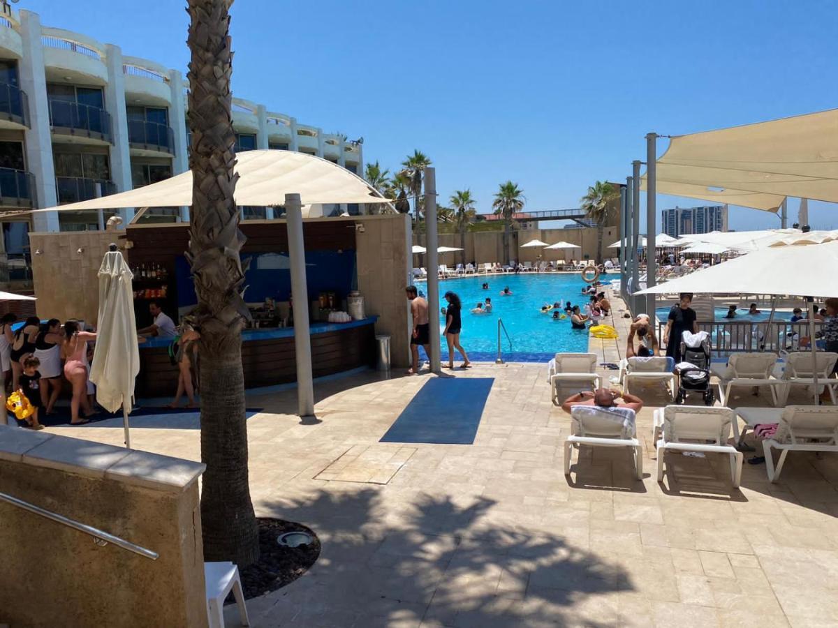 Apartamento Sunny Sea View Studio Herzelia Exterior foto