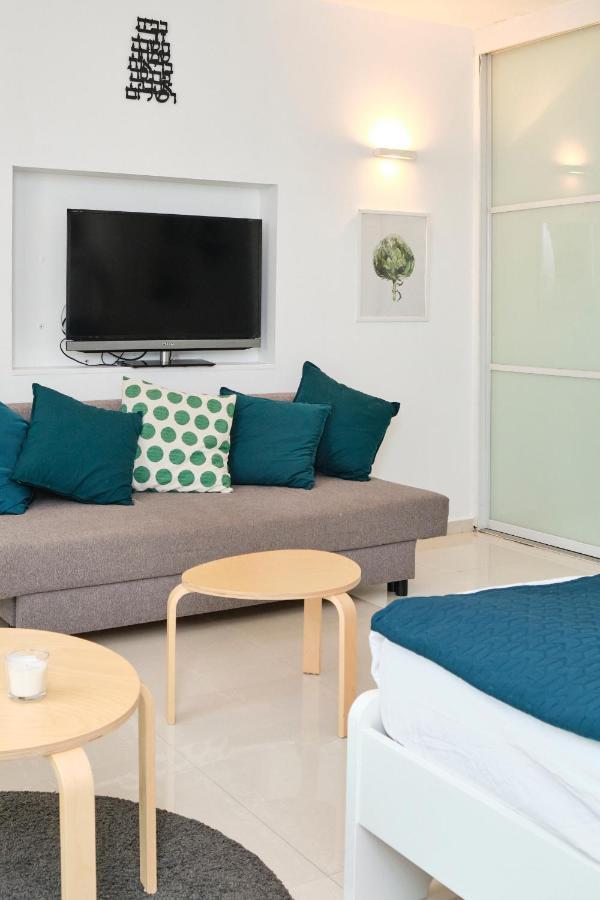 Apartamento Sunny Sea View Studio Herzelia Exterior foto